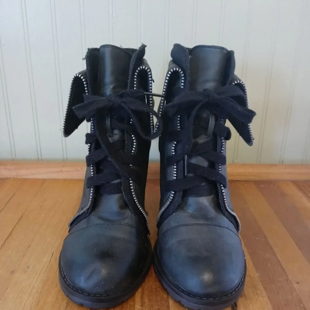 Charlotte Russe Grey Ankle Boots - Picture 5 of 6